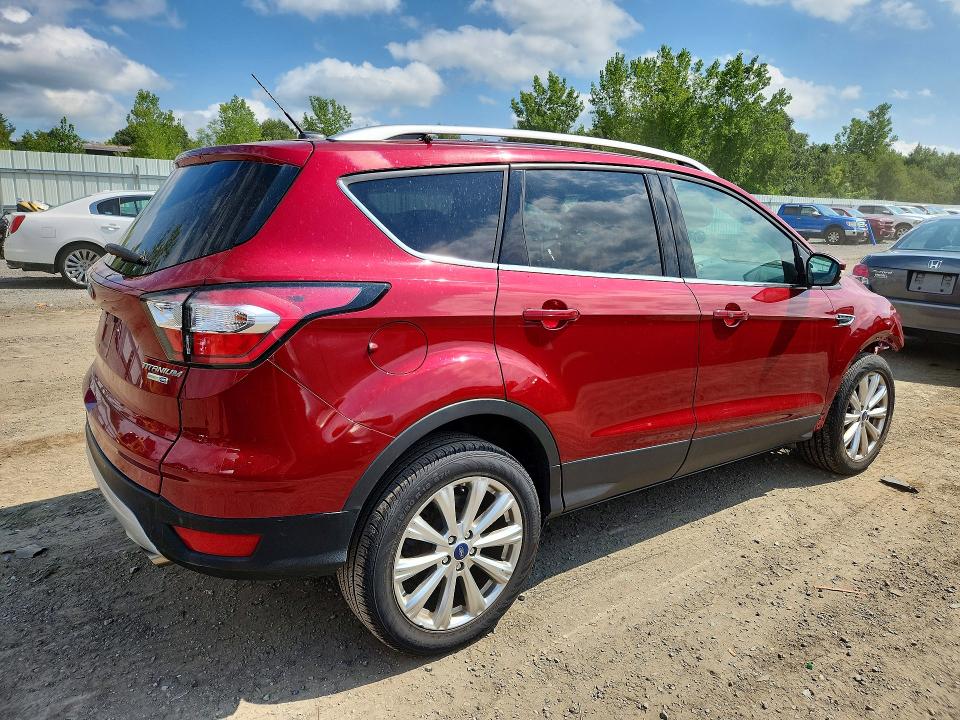 2017 Ford Escape მანქანა იყიდება აუქციონზე, vin: 1FMCU9J93HUD48071, აუქციონის ნომერი: 64894906