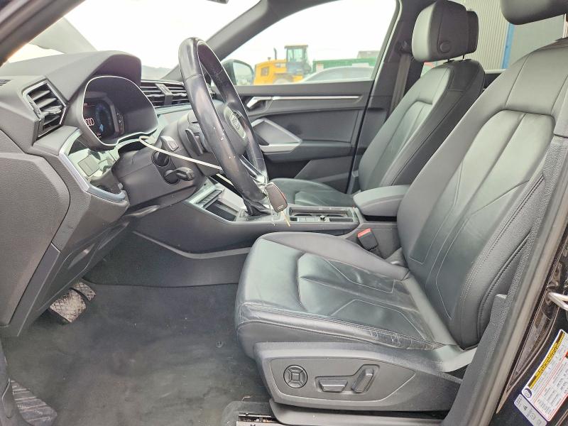 66489006 :رقم المزاد ، WA1DECF38N1148771 vin ، 2022 Audi Q3 مزاد بيع
