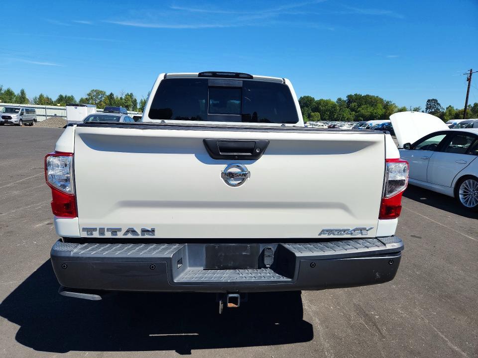 2017 Nissan Titan მანქანა იყიდება აუქციონზე, vin: 1N6AA1E59HN533262, აუქციონის ნომერი: 64590436