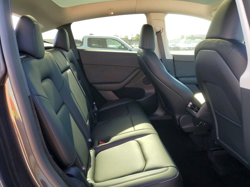 62721006 :رقم المزاد ، 7SAYGDEF9SF263887 vin ، 2025 Tesla Model Y مزاد بيع