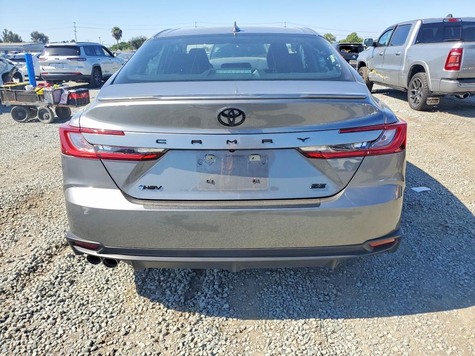 Продаж на аукціоні авто 2025 Toyota Camry, vin: 4T1DAACK3SU538426, номер лоту: 64130676