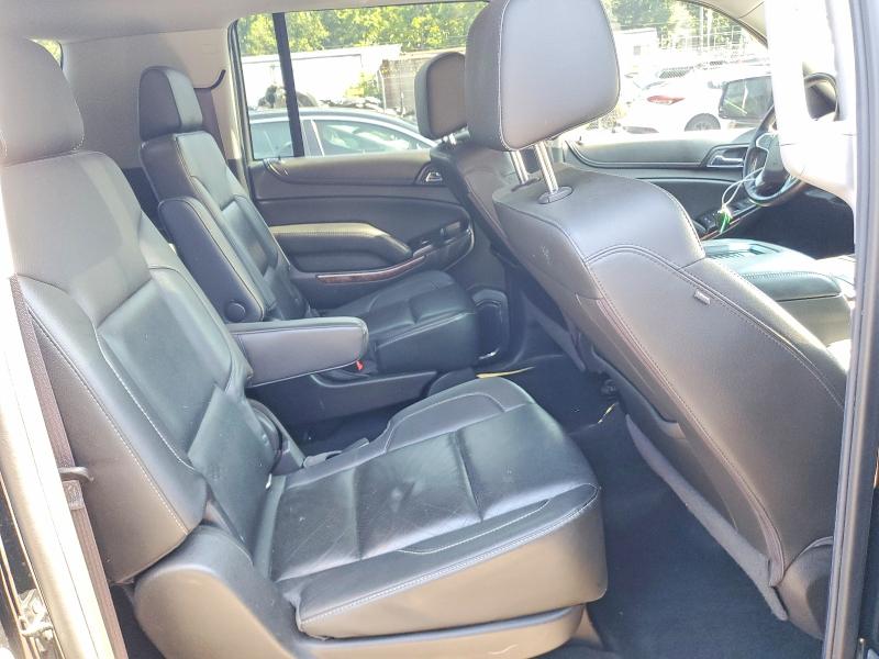 2017 Chevrolet Suburban მანქანა იყიდება აუქციონზე, vin: 1GNSKJKC0HR124221, აუქციონის ნომერი: 65456086