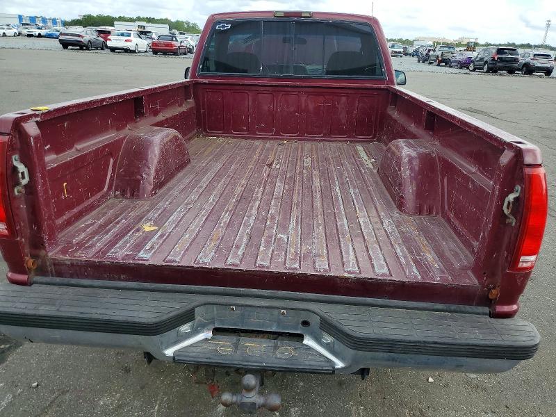 Auction sale of the 1996 Chevrolet Gmt-400, vin: 1GCFC24M3TZ172114, lot number: 63960356