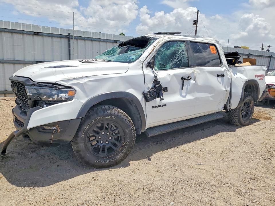 64980146 :رقم المزاد ، 1C6SRFLP5SN775837 vin ، 2025 Ram 1500 مزاد بيع