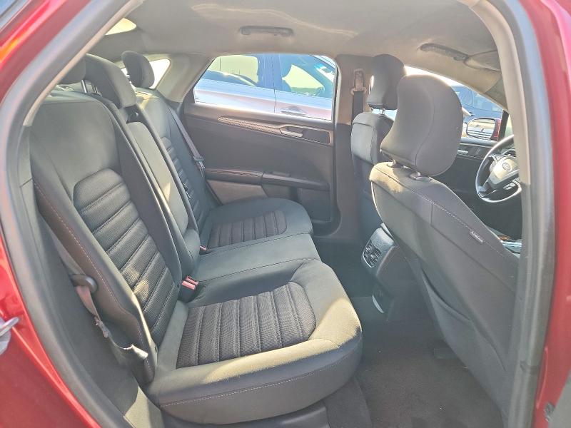 Продажа на аукционе авто 2019 Ford Fusion, vin: 3FA6P0HDXKR166029, номер лота: 65849646