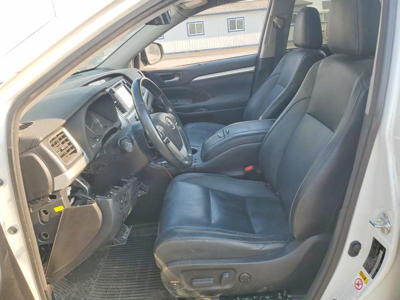Продажа на аукционе авто 2017 Toyota Highlander, vin: 5TDJZRFH9HS513476, номер лота: 64140676