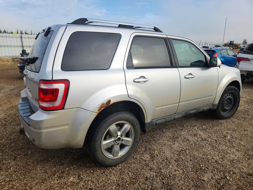 64147206 :رقم المزاد ، 1FMCU9EGXBKC44673 vin ، 2011 Ford Escape مزاد بيع
