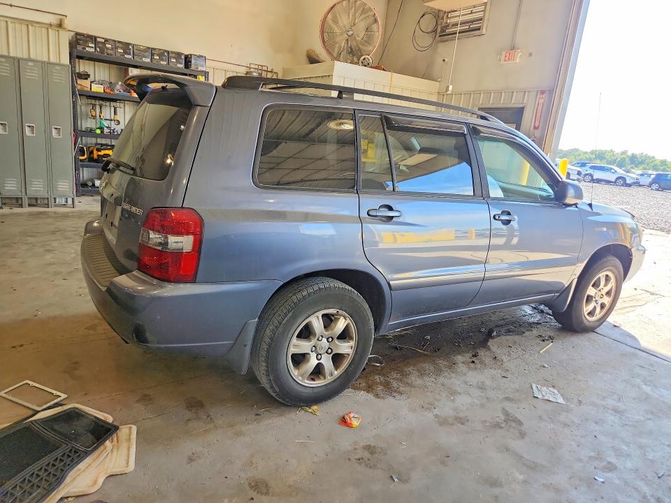 2004 Toyota Highlander მანქანა იყიდება აუქციონზე, vin: JTEDP21A140025247, აუქციონის ნომერი: 66760686