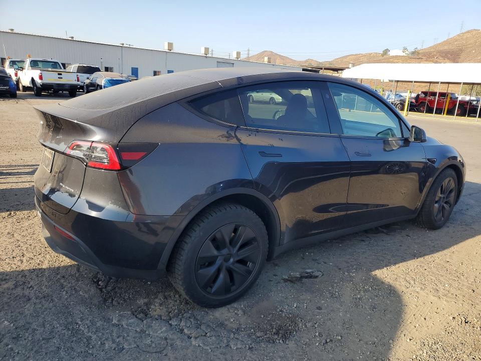 Продаж на аукціоні авто 2025 Tesla Model Y, vin: 7SAYGDEE0SF216643, номер лоту: 63767196