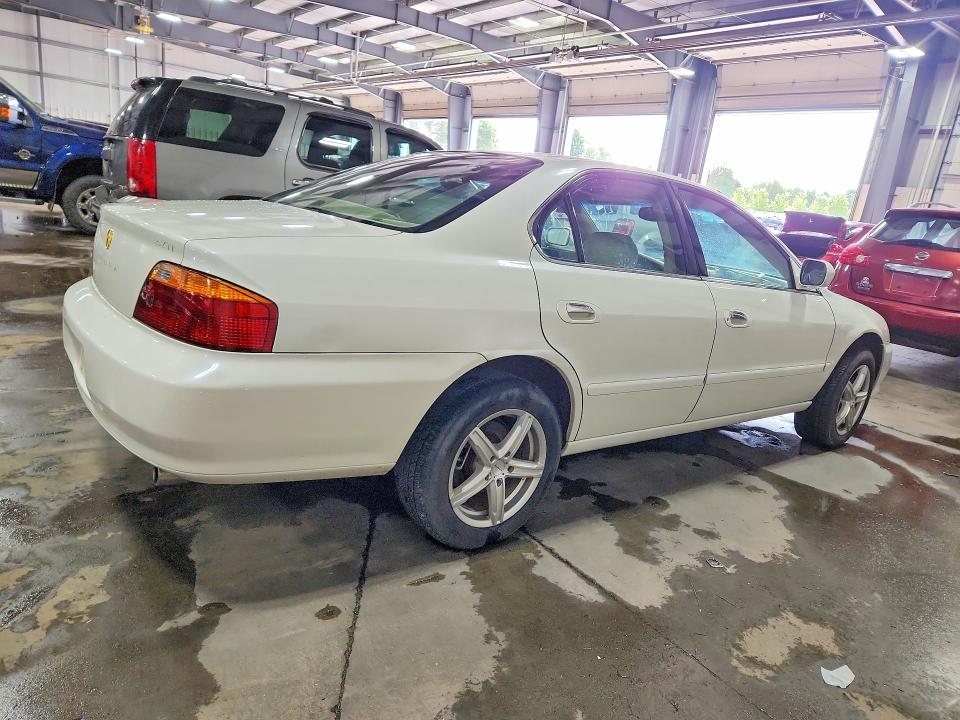 Продажа на аукционе авто 2001 Acura 3.2tl, vin: 19UUA56621A013529, номер лота: 64597396