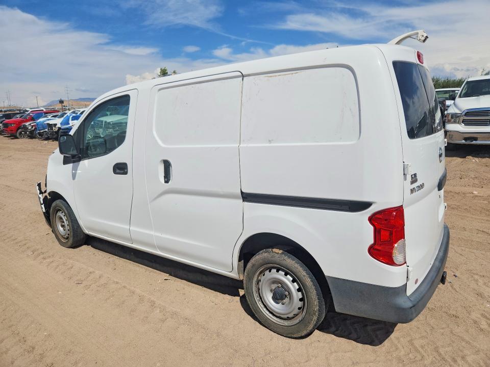 45804846 :رقم المزاد ، 3N6CM0KN8FK724950 vin ، 2015 Nissan Nv200 مزاد بيع