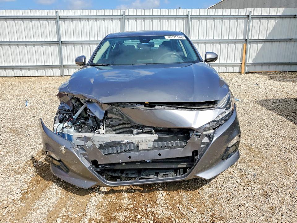 65175306 :رقم المزاد ، 1N4BL4FW0NN306361 vin ، 2022 Nissan Altima مزاد بيع