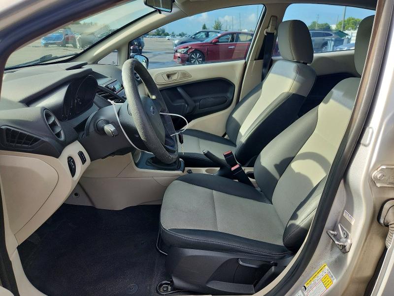 67242526 :رقم المزاد ، 3FADP4AJ9CM175835 vin ، 2012 Ford Fiesta مزاد بيع