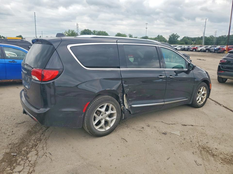 2017 Chrysler Pacifica მანქანა იყიდება აუქციონზე, vin: 2C4RC1EG3HR669603, აუქციონის ნომერი: 61526206