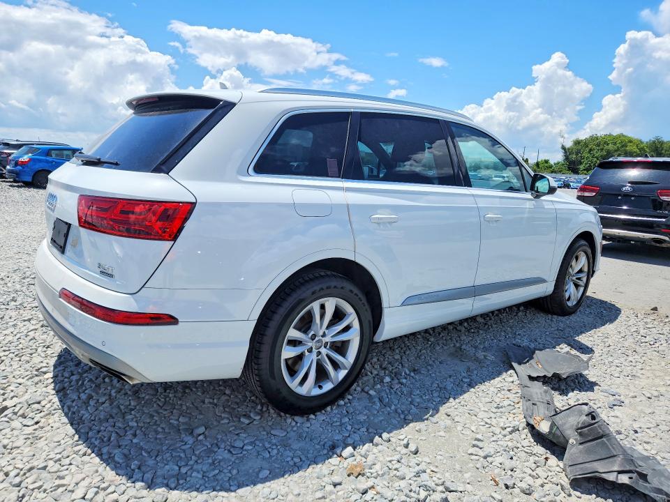 2018 Audi Q7 მანქანა იყიდება აუქციონზე, vin: WA1LAAF70JD049448, აუქციონის ნომერი: 66390096