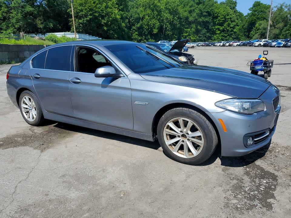 64395576 :رقم المزاد ، WBA5A7C50FD625256 vin ، 2015 Bmw 528 مزاد بيع