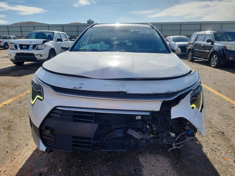 2023 Kia Niro მანქანა იყიდება აუქციონზე, vin: KNDCR3LEXP5046654, აუქციონის ნომერი: 65355906