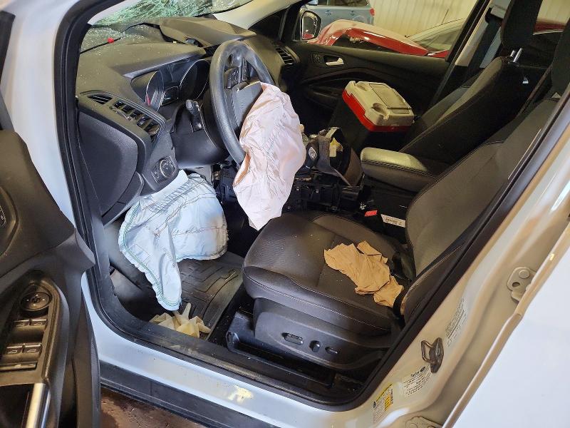 66015876 :رقم المزاد ، 1FMCU0GD6KUA04166 vin ، 2019 Ford Escape مزاد بيع
