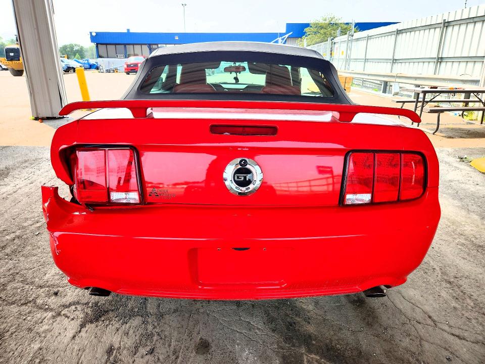 2006 Ford Mustang მანქანა იყიდება აუქციონზე, vin: 1ZVHT85H965156117, აუქციონის ნომერი: 64627256