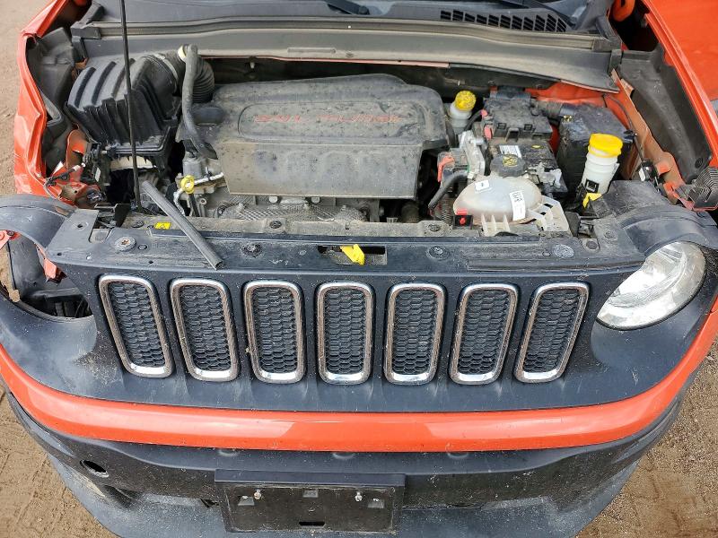 64479686 :رقم المزاد ، ZACCJBATXFPB47573 vin ، 2015 Jeep Renegade مزاد بيع