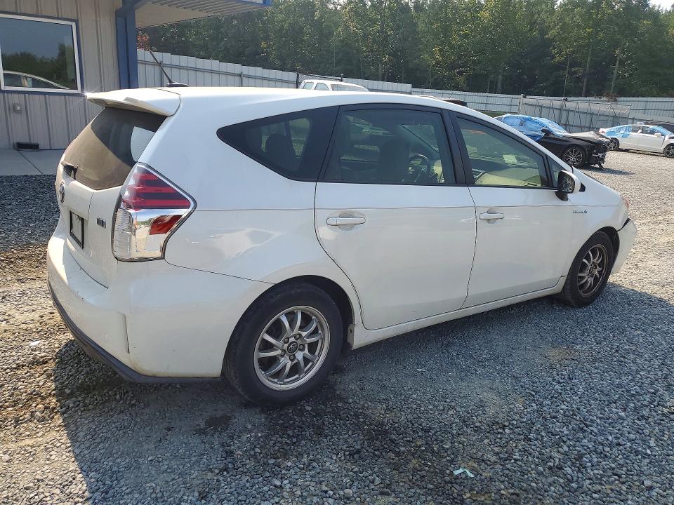 64653436 :رقم المزاد ، JTDZN3EU0FJ040264 vin ، 2015 Toyota Prius V مزاد بيع