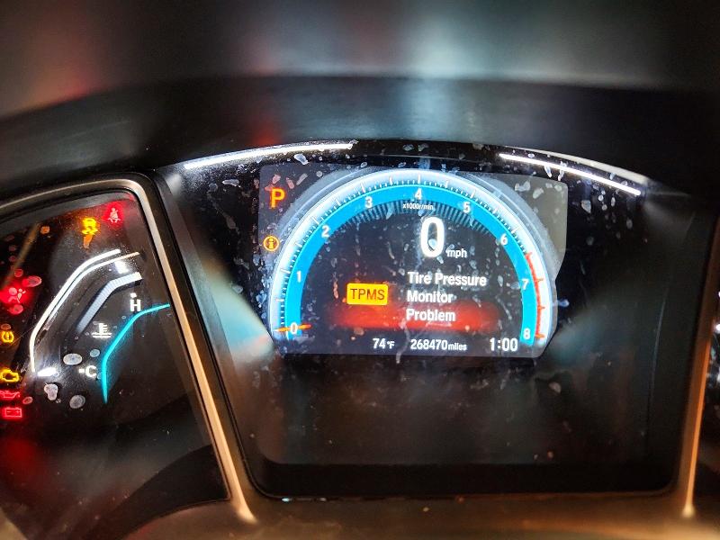 Aukcja sprzedaży 2017 Honda Civic, vin: 19XFC1F70HE003950, numer aukcji: 63302376