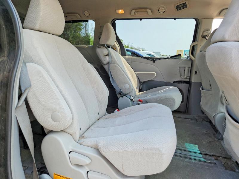 Продажа на аукционе авто 2013 Toyota Sienna, vin: 5TDKK3DC1DS331259, номер лота: 65013786
