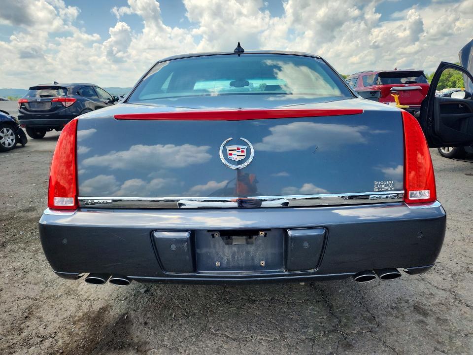 2011 Cadillac Dts მანქანა იყიდება აუქციონზე, vin: 1G6KD5E64BU122737, აუქციონის ნომერი: 64114766