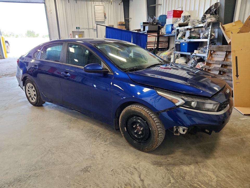 2023 Kia Forte მანქანა იყიდება აუქციონზე, vin: 3KPF24AD0PE577268, აუქციონის ნომერი: 64413716