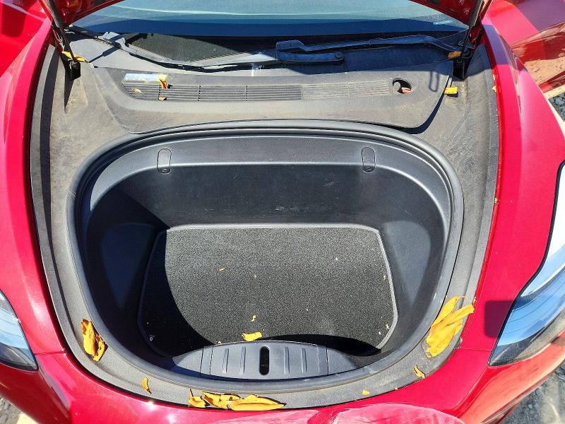 64486036 :رقم المزاد ، 5YJ3E1EA4JF052238 vin ، 2018 Tesla Model 3 مزاد بيع