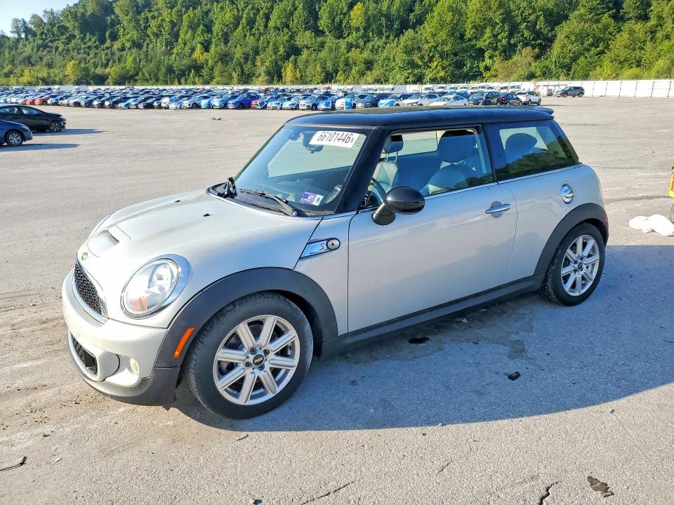 Продажа на аукционе авто 2013 Mini Cooper, vin: WMWSV3C56DT392924, номер лота: 66101446
