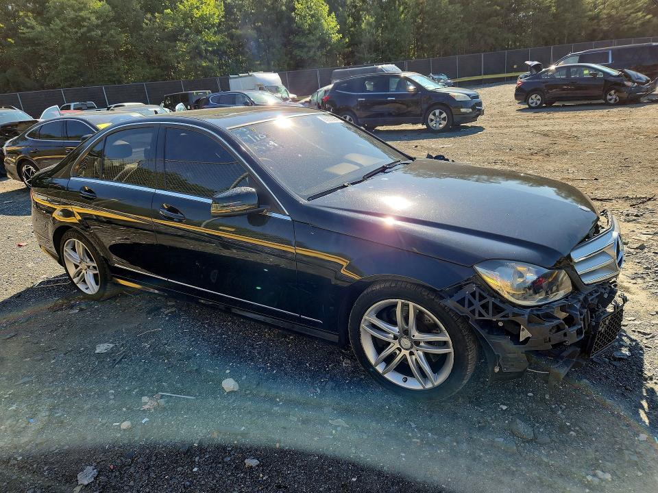 Продаж на аукціоні авто 2013 Mercedes-benz C, vin: WDDGF8AB7DR241539, номер лоту: 65635396