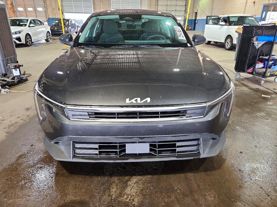 64288186 :رقم المزاد ، 3KPFT4DE8TE334500 vin ، 2026 Kia K4 مزاد بيع