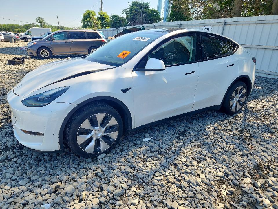 63932566 :رقم المزاد ، 7SAYGDEE9PF683342 vin ، 2023 Tesla Model Y مزاد بيع