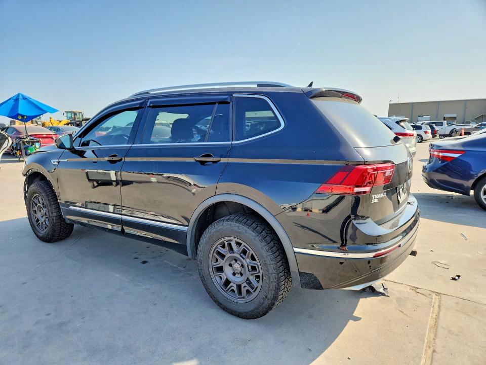 Продажа на аукционе авто 2020 Volkswagen Tiguan, vin: 3VV4B7AXXLM113165, номер лота: 63705936