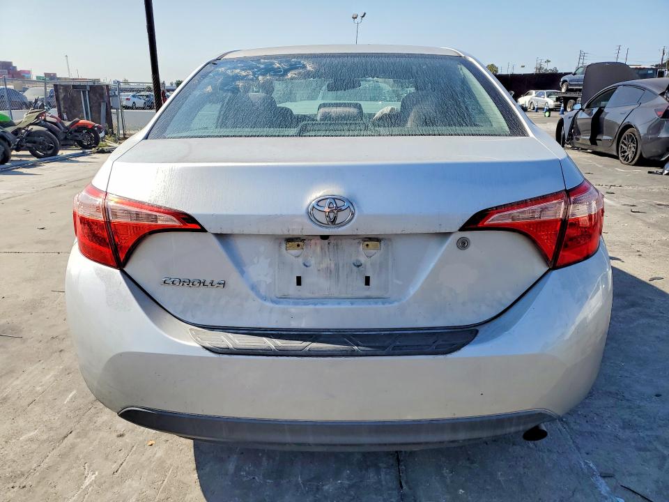 Продаж на аукціоні авто 2017 Toyota Corolla, vin: 5YFBURHEXHP713152, номер лоту: 63918426