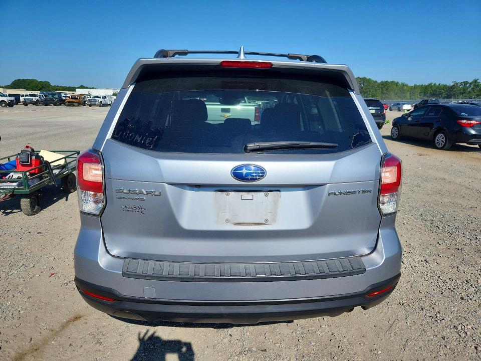 Продаж на аукціоні авто 2018 Subaru Forester, vin: JF2SJAECXJH470975, номер лоту: 64768806
