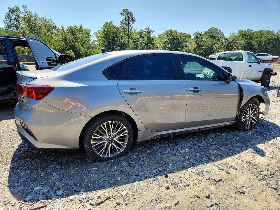 66175706 :رقم المزاد ، 3KPF54AD3PE661253 vin ، 2023 Kia Forte مزاد بيع