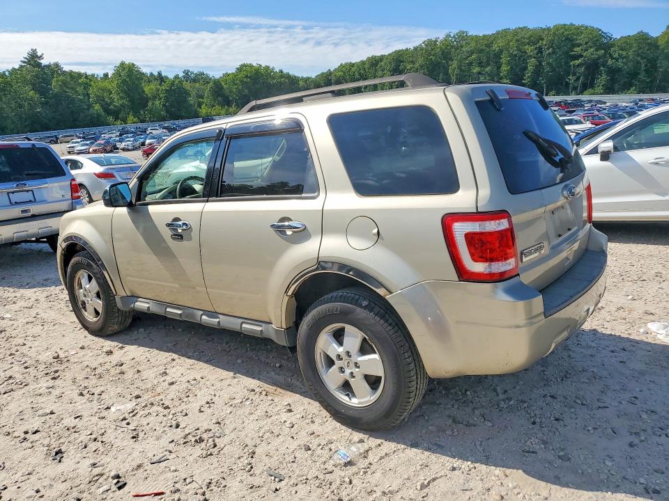 65498046 :رقم المزاد ، 1FMCU9D78AKC04950 vin ، 2010 Ford Escape مزاد بيع