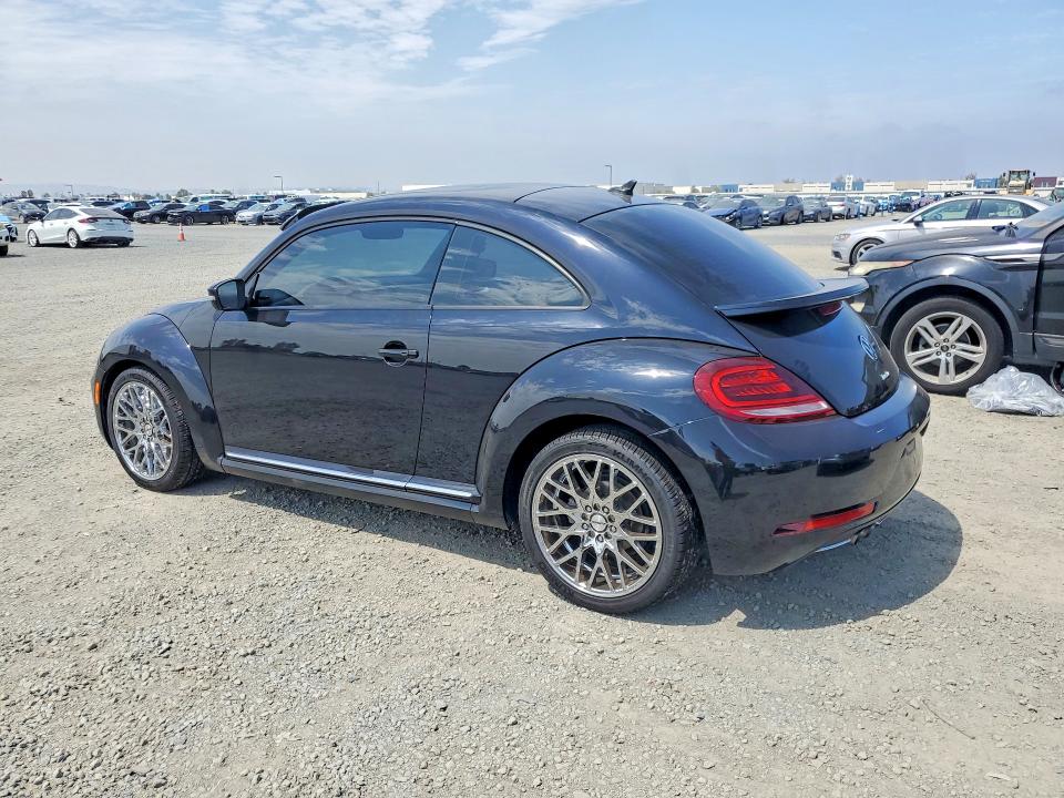 Продаж на аукціоні авто 2018 Volkswagen Beetle, vin: 3VWFD7AT0JM706753, номер лоту: 63514976