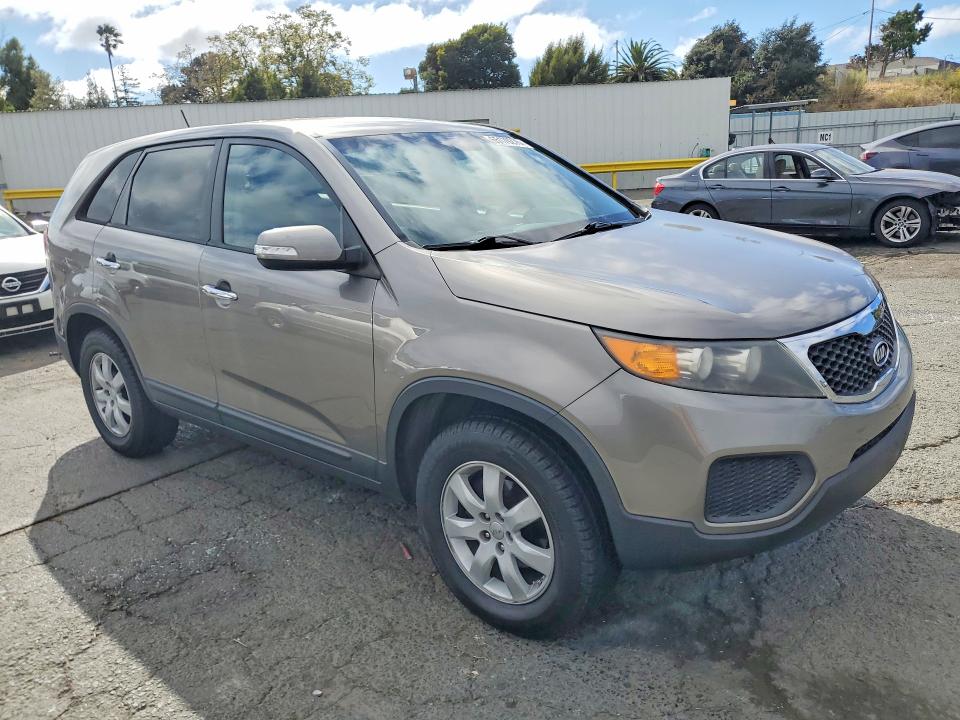 65179276 :رقم المزاد ، 5XYKT3A19DG381680 vin ، 2013 Kia Sorento مزاد بيع