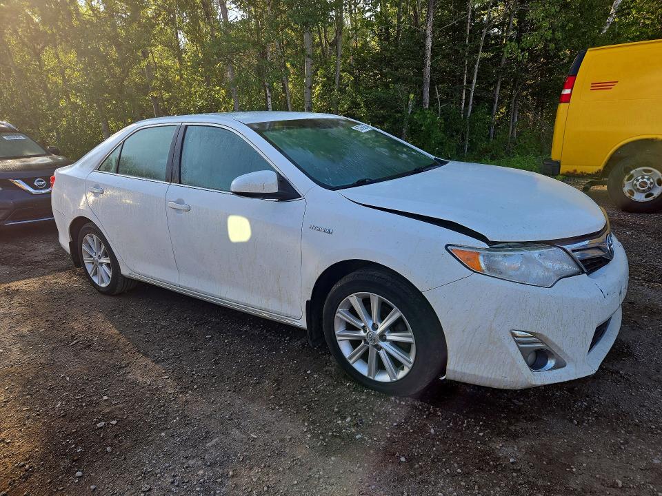 Продажа на аукционе авто 2014 Toyota Camry Hybrid, vin: 4T1BD1FK1EU134815, номер лота: 63786826