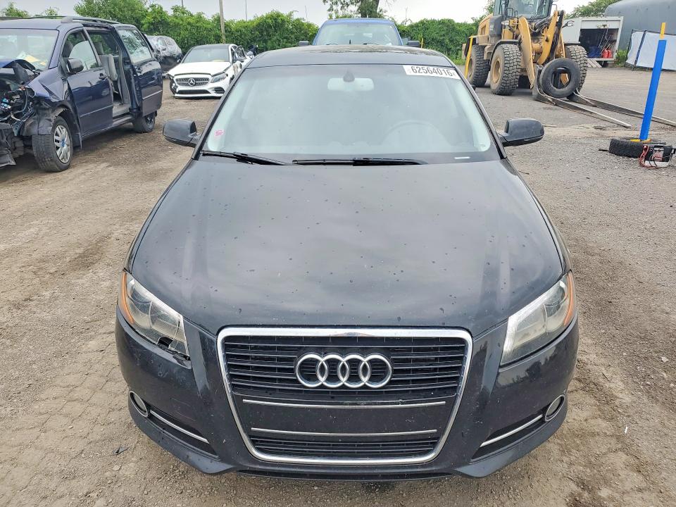 2011 Audi A3 მანქანა იყიდება აუქციონზე, vin: WAUNFCFM8BA003240, აუქციონის ნომერი: 62564016