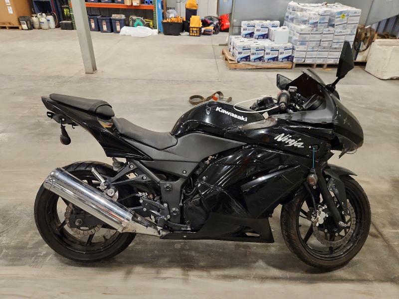 Продаж на аукціоні авто 2009 Kawasaki Ex250, vin: JKAEXMJ129DA18678, номер лоту: 64221376