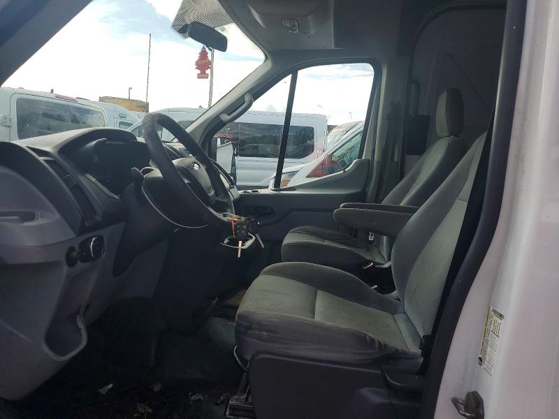 64602576 :رقم المزاد ، 1FTYR1CMXFKA99596 vin ، 2015 Ford Transit مزاد بيع