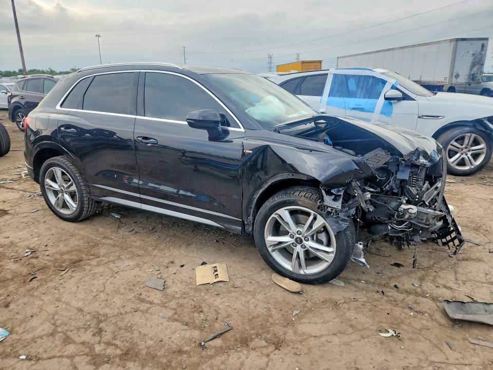 2021 Audi Q3 მანქანა იყიდება აუქციონზე, vin: WA1DECF35M1025413, აუქციონის ნომერი: 65671046