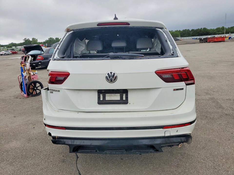 Продаж на аукціоні авто 2020 Volkswagen Tiguan, vin: 3VV2B7AXXLM113982, номер лоту: 61683786
