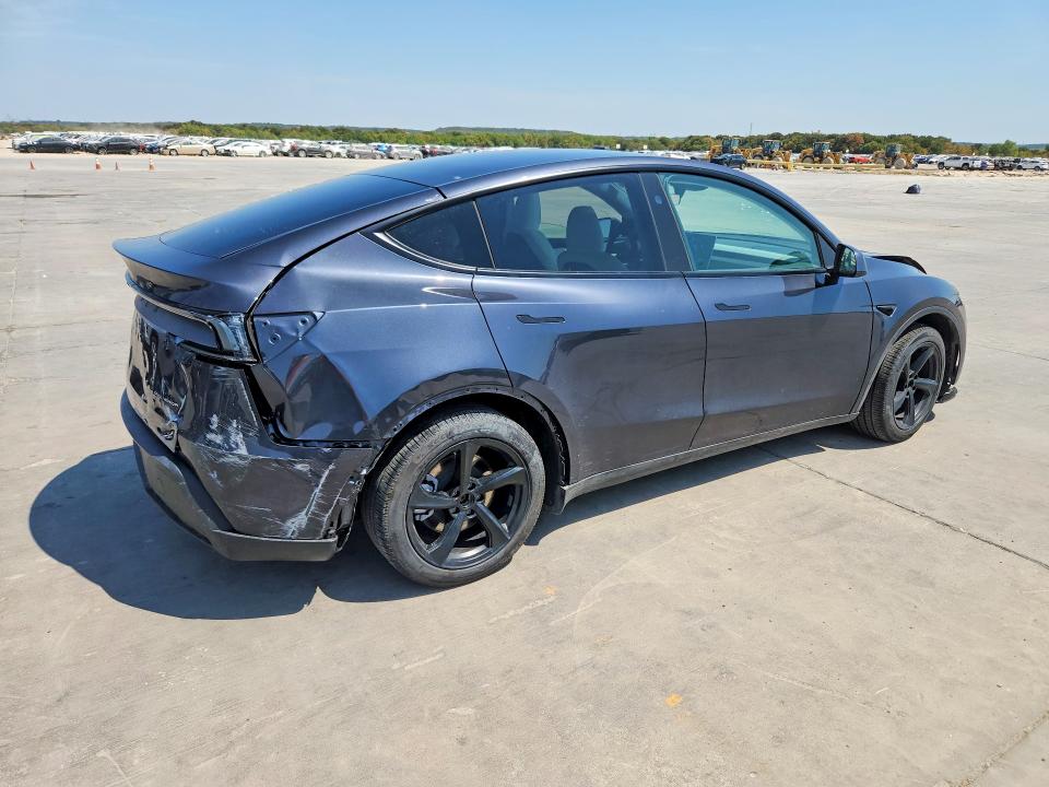 66630306 :رقم المزاد ، 7SAYGDEE3TA496637 vin ، 2026 Tesla Model  Y مزاد بيع
