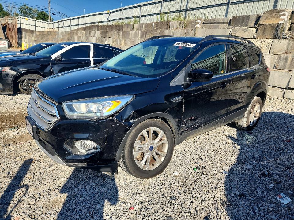 2018 Ford Escape მანქანა იყიდება აუქციონზე, vin: 1FMCU9HD0JUA89961, აუქციონის ნომერი: 65992596