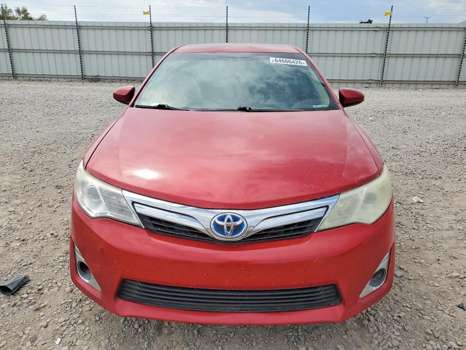 2012 Toyota Camry Hybrid მანქანა იყიდება აუქციონზე, vin: 4T1BD1FK8CU008643, აუქციონის ნომერი: 64666426